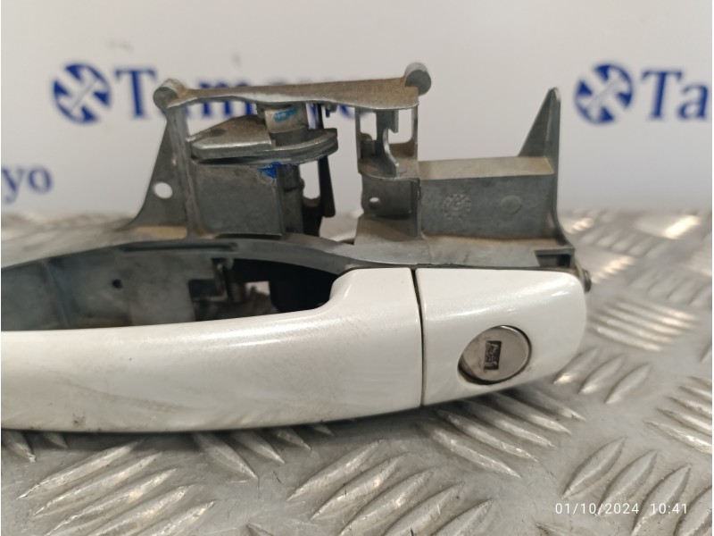 Recambio de maneta exterior delantera izquierda para peugeot 2008 (--.2013) 1.2 12v e-thp / puretech referencia OEM IAM 96801686