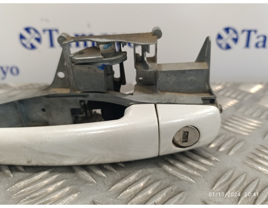 Recambio de maneta exterior delantera izquierda para peugeot 2008 (--.2013) 1.2 12v e-thp / puretech referencia OEM IAM 96801686