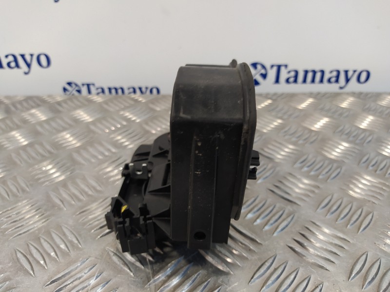 Recambio de cerradura puerta trasera derecha para bmw x1 (e84) xdrive 23d referencia OEM IAM 7229460  