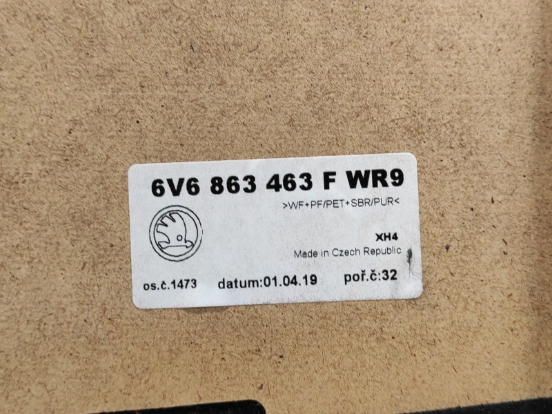 Recambio de tapizado maletero para skoda fabia 1.0 mpi referencia OEM IAM 6V6863463F  