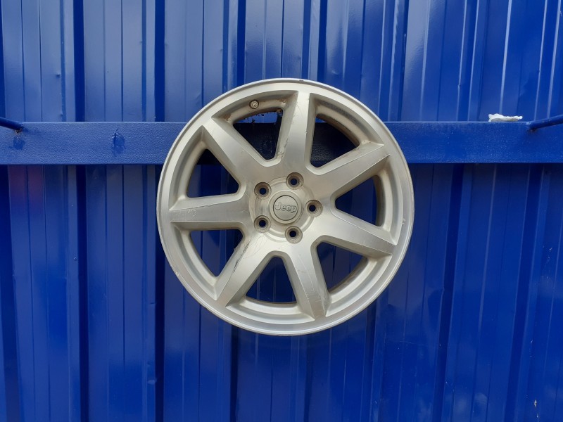 Recambio de llanta para jeep cherokee (kj) 3.7 v6 cat referencia OEM IAM 52125165AA  