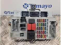 Recambio de caja reles / fusibles para fiat punto berlina (188) 1.2 cat referencia OEM IAM 51735172  51735172NPL 2