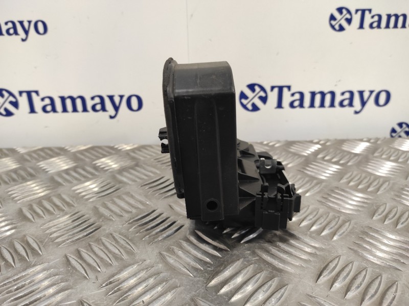 Recambio de cerradura puerta trasera izquierda para bmw x1 (e84) xdrive 23d referencia OEM IAM 7229459  