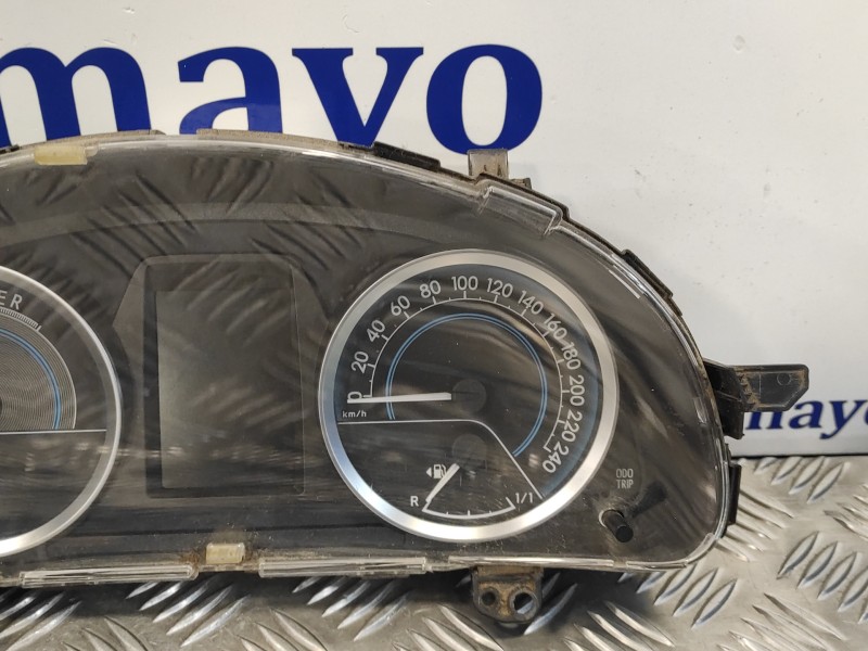 Recambio de cuadro instrumentos para toyota auris 1.8 16v (híbrido) referencia OEM IAM 838000ZW30  