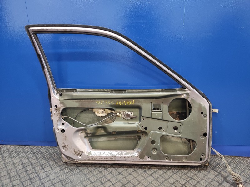 Recambio de puerta delantera izquierda para porsche 944 referencia OEM IAM   