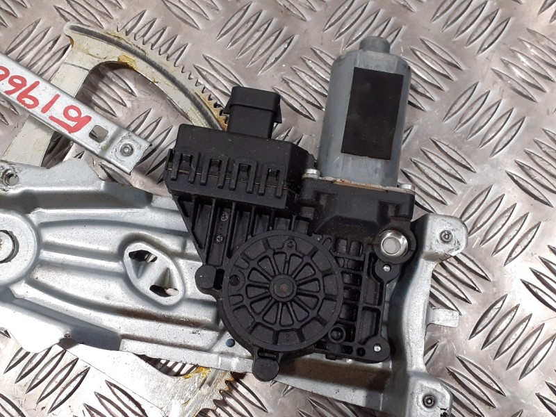 Recambio de elevalunas delantero derecho para opel astra h berlina 1.9 cdti referencia OEM IAM 13101481RH  994885101
