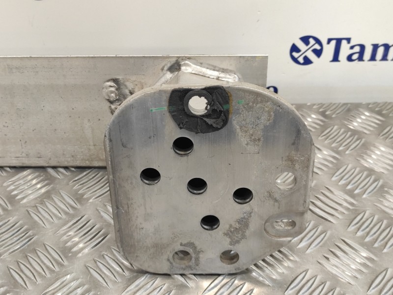 Recambio de refuerzo paragolpes trasero para peugeot 308 1.6 16v referencia OEM IAM 9656779180  