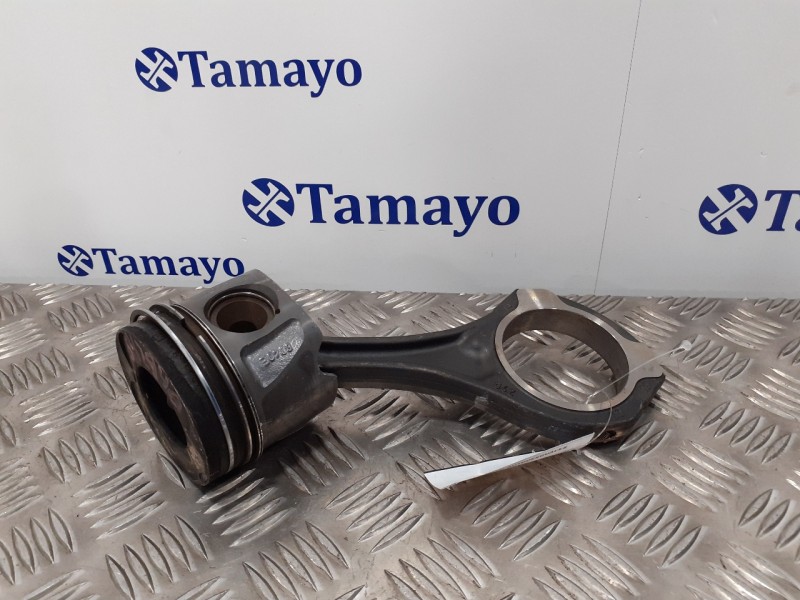 Recambio de piston para mercedes-benz clase m (w164) 3.0 cdi cat referencia OEM IAM 642940  