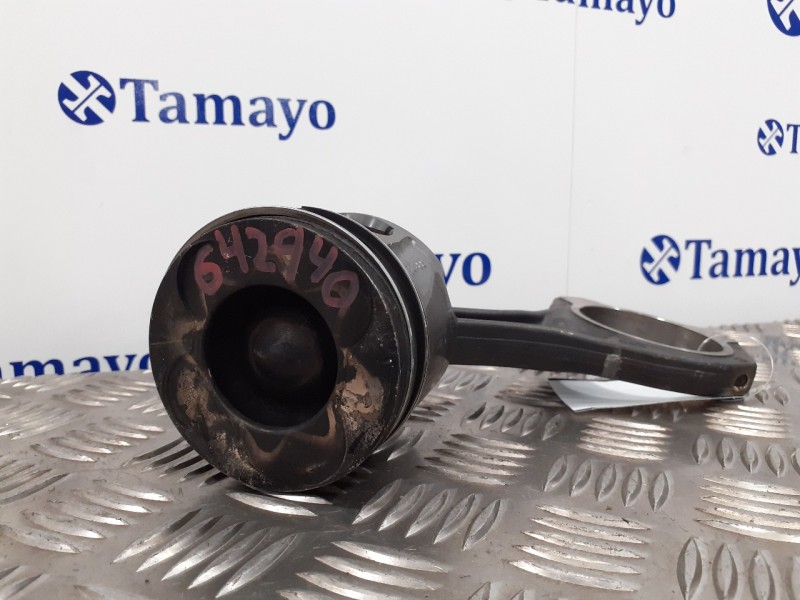 Recambio de piston para mercedes-benz clase m (w164) 3.0 cdi cat referencia OEM IAM 642940  