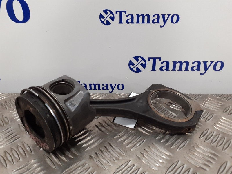 Recambio de piston para mercedes-benz clase m (w164) 3.0 cdi cat referencia OEM IAM 642940  