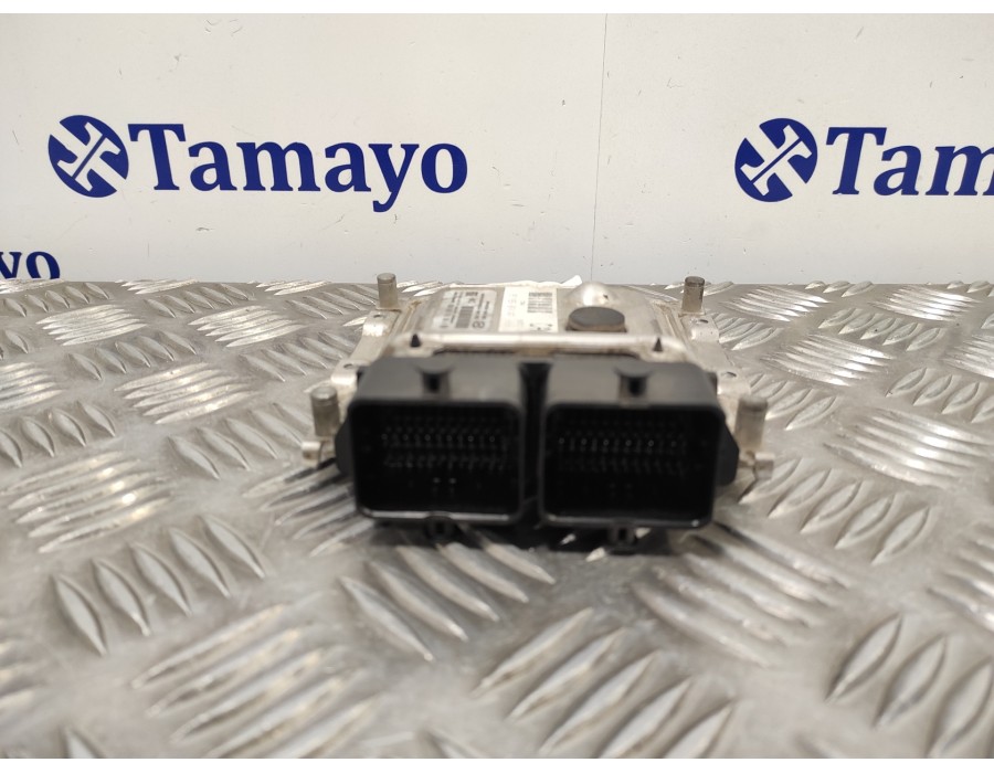 Recambio de centralita motor uce para hyundai i30 (gd) 1.4 cat referencia OEM IAM 1038407875 1039S76927 ME17921