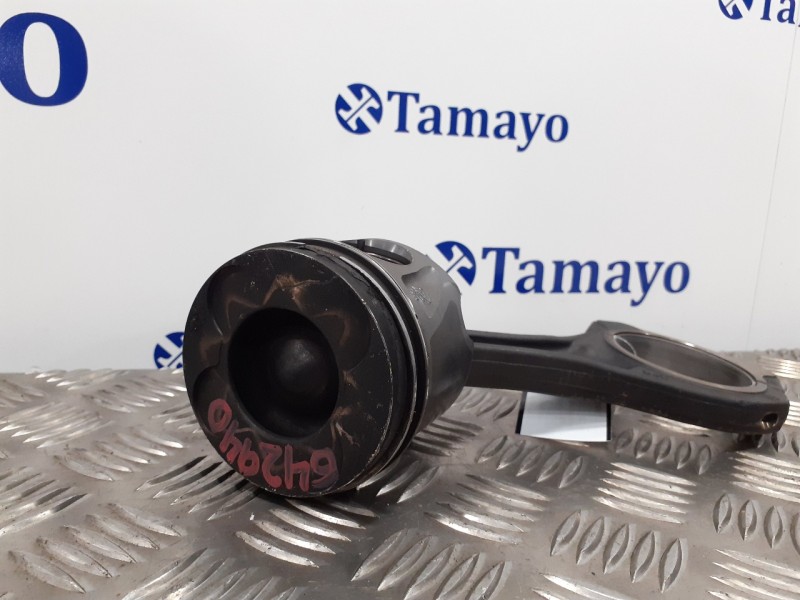 Recambio de piston para mercedes-benz clase m (w164) 3.0 cdi cat referencia OEM IAM 642940  