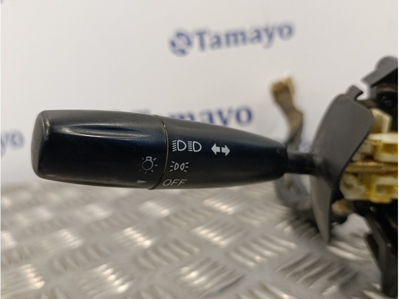 Recambio de mando multifuncion para kia carens 2.0 crdi referencia OEM IAM   