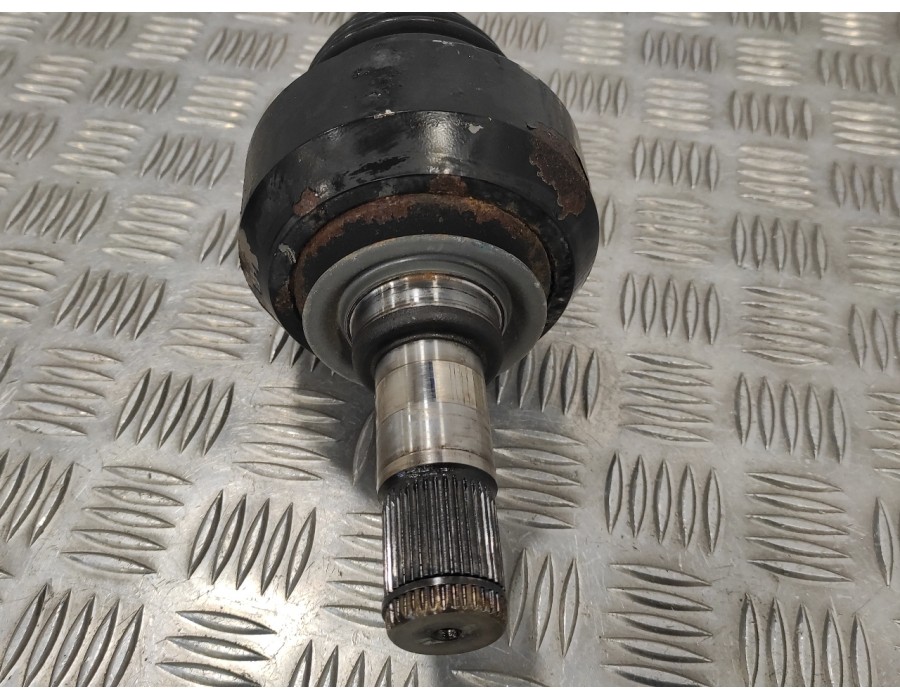 Recambio de transmision trasera derecha para mercedes-benz clase r (w251) 3.0 cdi cat referencia OEM IAM A2513500610  