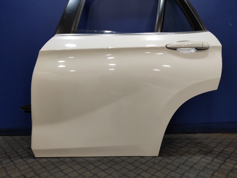 Recambio de puerta trasera izquierda para bmw x1 (e84) xdrive 23d referencia OEM IAM   