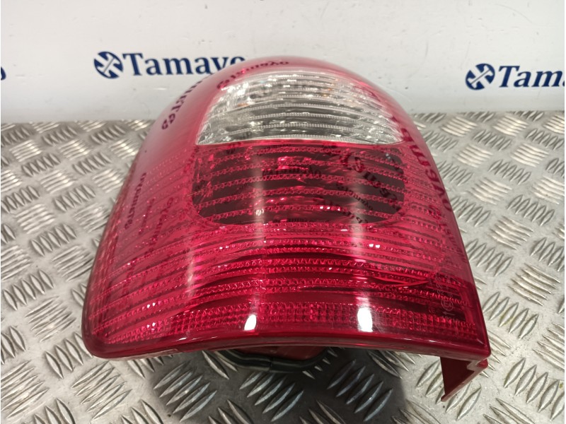 Recambio de piloto trasero izquierdo para citroën xsara picasso referencia OEM IAM 89032867  