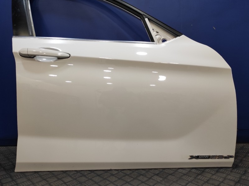 Recambio de puerta delantera derecha para bmw x1 (e84) xdrive 23d referencia OEM IAM   