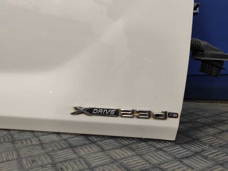 Recambio de puerta delantera derecha para bmw x1 (e84) xdrive 23d referencia OEM IAM   