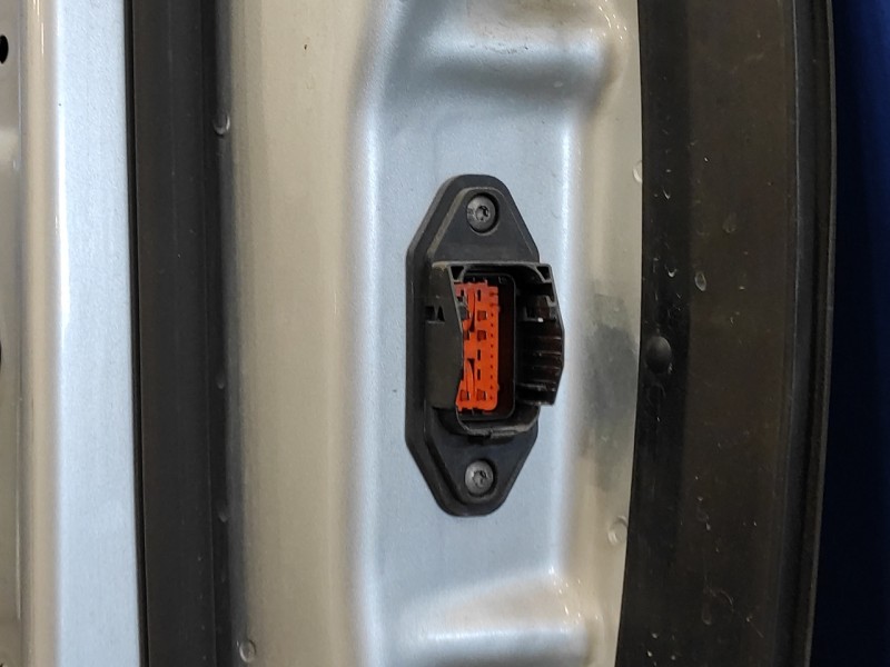 Recambio de puerta delantera izquierda para mercedes-benz clase m (w164) 280 / 300 cdi (164.120) referencia OEM IAM   