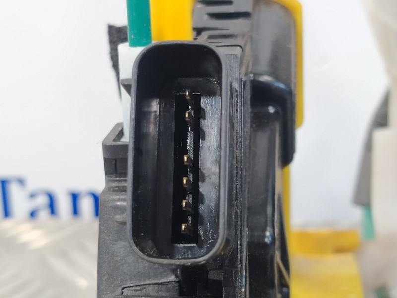 Recambio de cerradura puerta delantera izquierda para hyundai i30 (gd) 1.4 cat referencia OEM IAM 81310A6000  