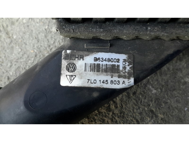 Recambio de intercooler para volkswagen touareg (7l6) 2.5 tdi dpf referencia OEM IAM 7L0145803A  B6348002