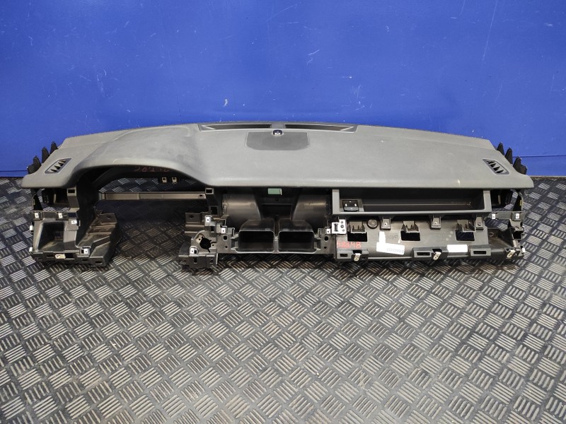 Recambio de salpicadero para land rover discovery sport referencia OEM IAM   