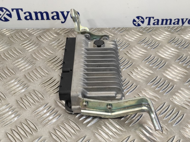 Recambio de centralita motor uce para toyota auris 1.8 16v (híbrido) referencia OEM IAM 896610Z750  MB2755003471