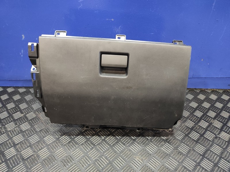 Recambio de guantera central delantera para land rover discovery sport referencia OEM IAM HJ3214K016BA  16A134BLF9