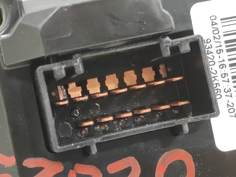 Recambio de mando limpia para hyundai i30 (gd) 1.4 cat referencia OEM IAM 934202K560  