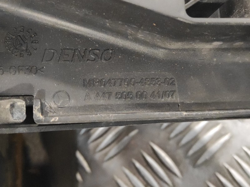 Recambio de condensador / radiador aire acondicionado para mercedes-benz vito mixto (447) referencia OEM IAM A4475050041  