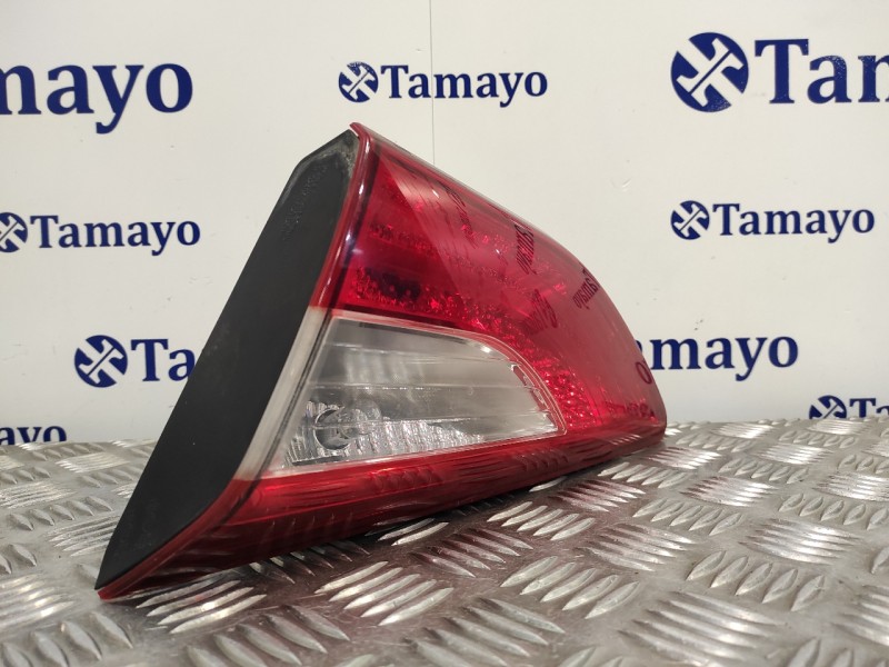 Recambio de piloto trasero derecho interior para hyundai i30 (gd) 1.4 cat referencia OEM IAM   