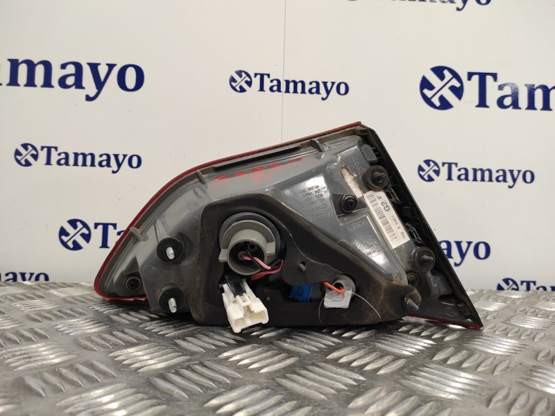 Recambio de piloto trasero derecho interior para hyundai i30 (gd) 1.4 cat referencia OEM IAM   