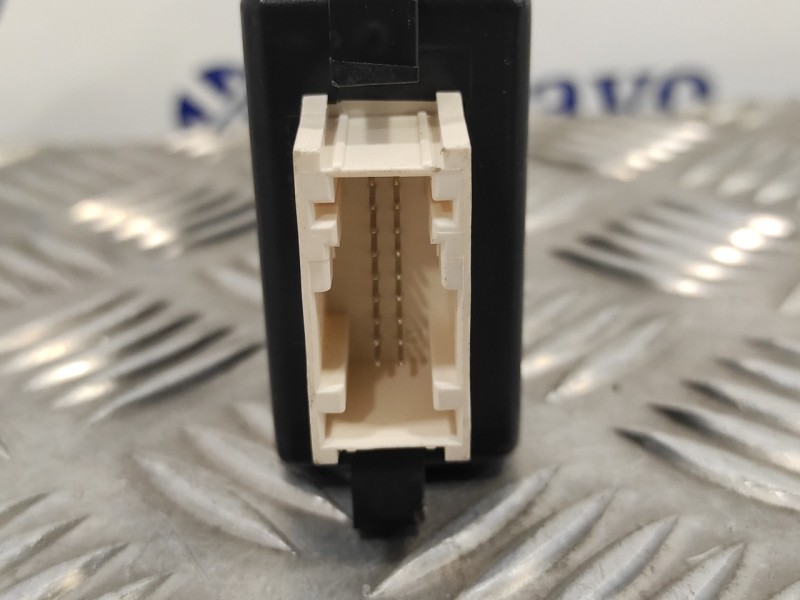 Recambio de modulo electronico para peugeot 308 1.6 16v referencia OEM IAM S122288001E  9662258380