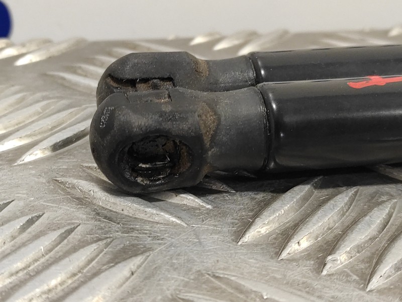 Recambio de amortiguadores maletero / porton para hyundai i30 (gd) 1.4 cat referencia OEM IAM 81780A6000  