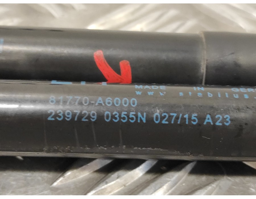 Recambio de amortiguadores maletero / porton para hyundai i30 (gd) 1.4 cat referencia OEM IAM 81780A6000  