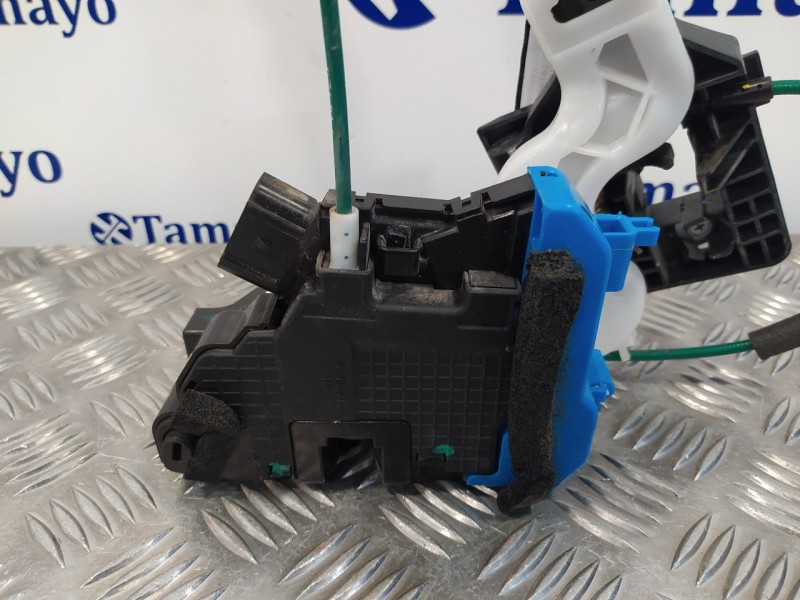 Recambio de cerradura puerta trasera derecha para hyundai i30 (gd) 1.4 cat referencia OEM IAM 81420A6000  