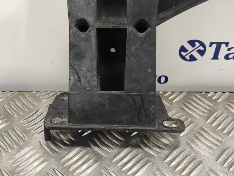 Recambio de refuerzo paragolpes delantero para peugeot 308 1.6 16v referencia OEM IAM 9656741480  