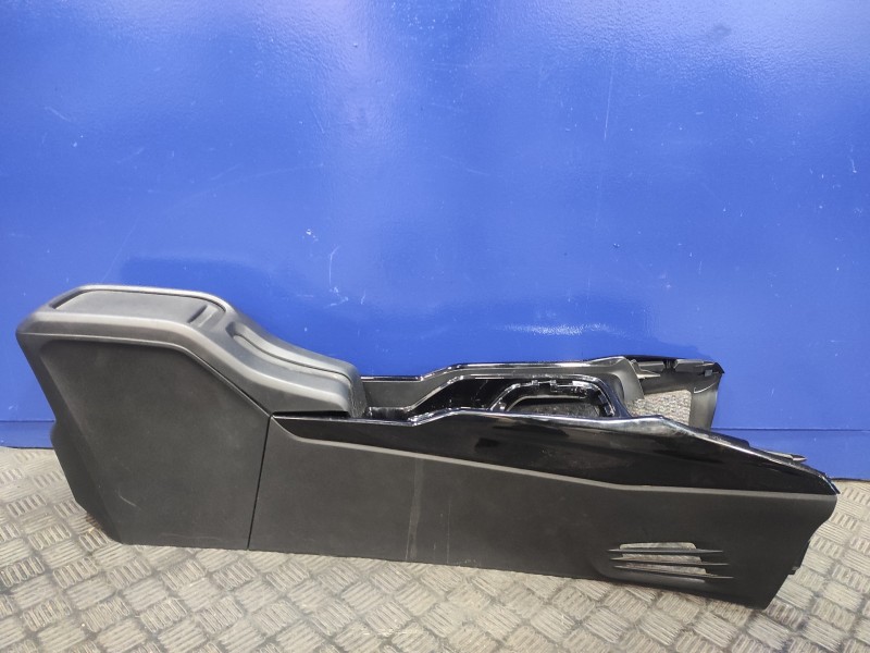 Recambio de apoyabrazos central para peugeot 2008 (--.2013) 1.2 12v e-thp / puretech referencia OEM IAM 9677871877  