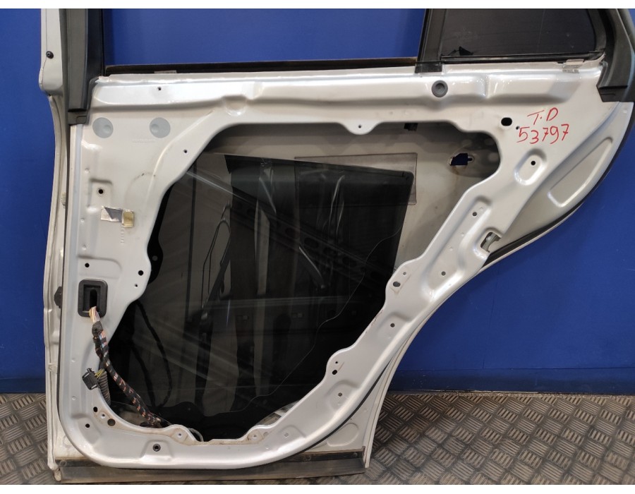 Recambio de puerta trasera derecha para mercedes-benz clase m (w164) 280 / 300 cdi (164.120) referencia OEM IAM   