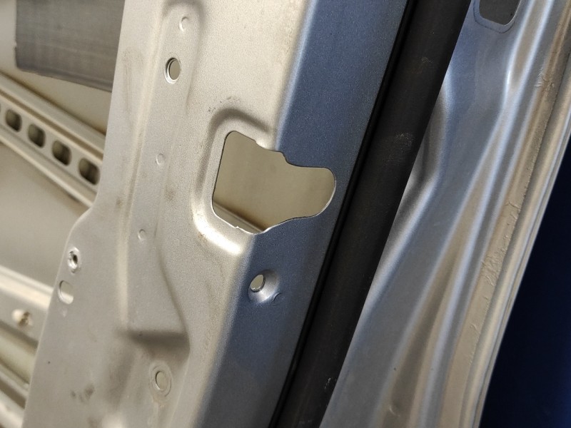 Recambio de puerta delantera derecha para mercedes-benz clase m (w164) 280 / 300 cdi (164.120) referencia OEM IAM   