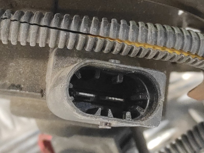 Recambio de electroventilador para citroën saxo 1.5 diesel referencia OEM IAM 562512V  