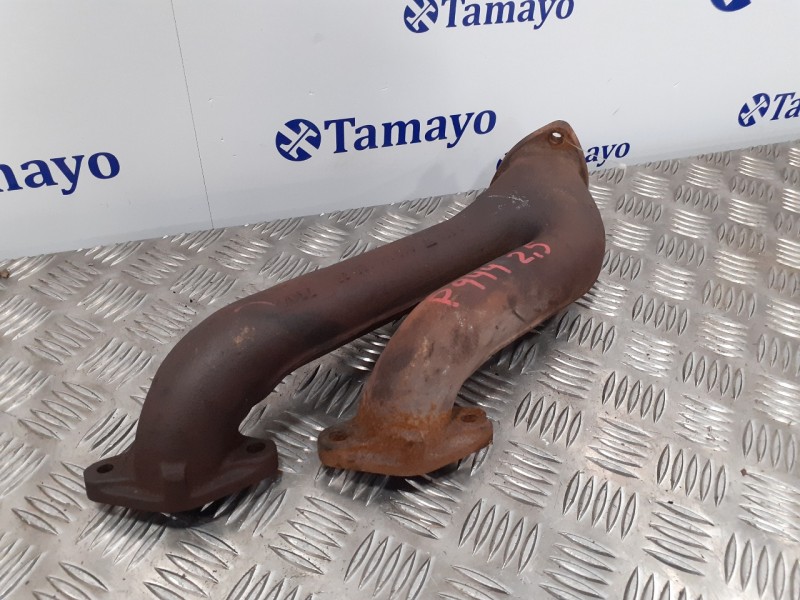 Recambio de colector escape para porsche 944 2.5 turbo referencia OEM IAM 9441111332R  