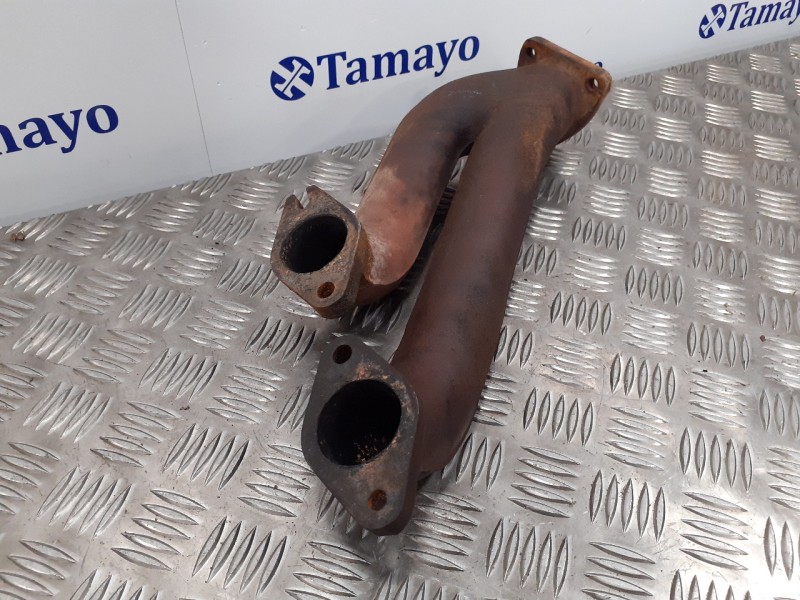 Recambio de colector escape para porsche 944 2.5 turbo referencia OEM IAM 9441111332R  