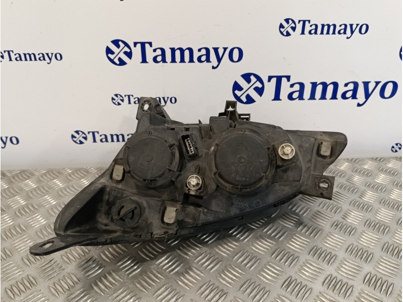 Recambio de faro derecho para citroën c5 berlina 2.0 hdi referencia OEM IAM 89005403  