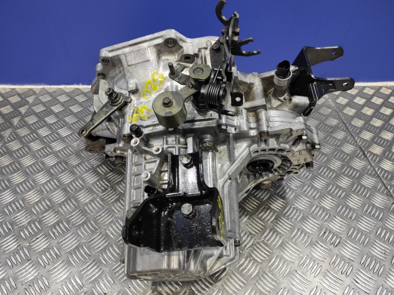 Recambio de caja cambios para hyundai matrix (fc) 1.5 crdi cat referencia OEM IAM J21973  