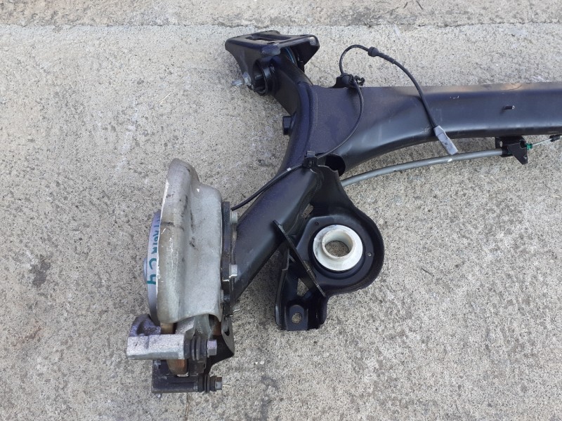 Recambio de puente trasero para citroën c4 lim. 1.6 hdi fap referencia OEM IAM   