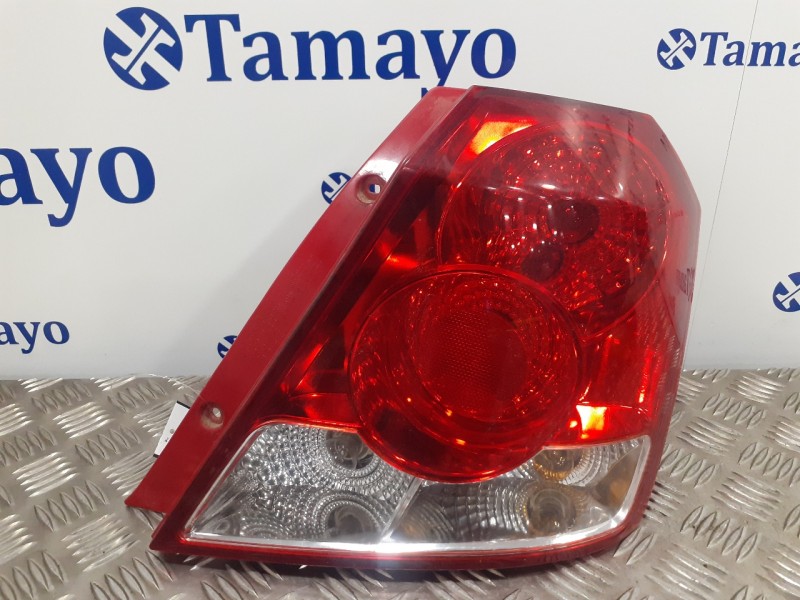 Recambio de piloto trasero derecho para chevrolet kalos 1.2 cat referencia OEM IAM   