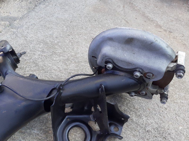 Recambio de puente trasero para citroën c4 lim. 1.6 hdi fap referencia OEM IAM   