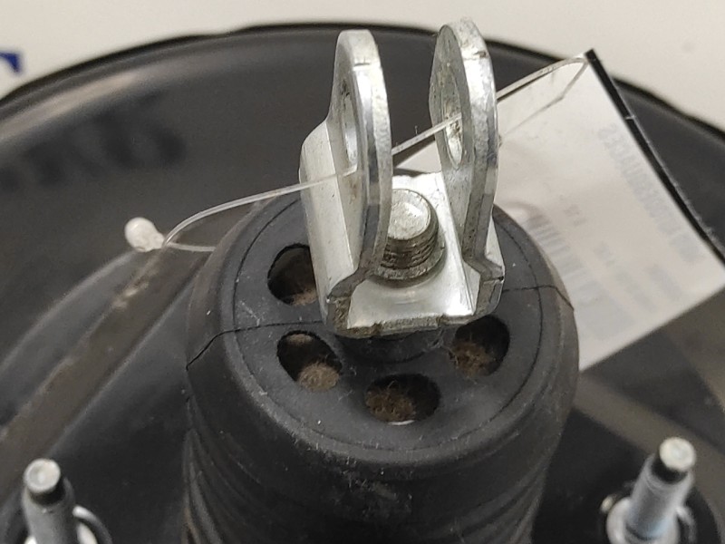 Recambio de servofreno para hyundai i30 (gd) 1.4 cat referencia OEM IAM 58500A5200  