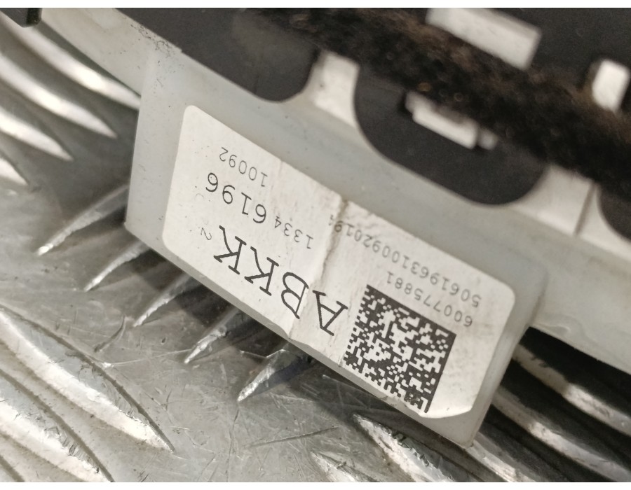 Recambio de cuadro instrumentos para opel meriva b 1.4 16v turbo cat referencia OEM IAM 13346196 769166750U 600775881